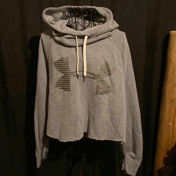 Under Armour Tops - Under Armour hoodie
